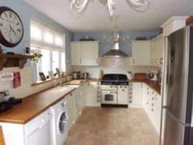 3 Bedroom Semi-Detac...